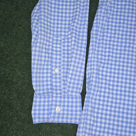 Vineyard Vines | Skysail Gingham On-The-Go Performance Button Down Boating Shirt - Picture 10 of 16